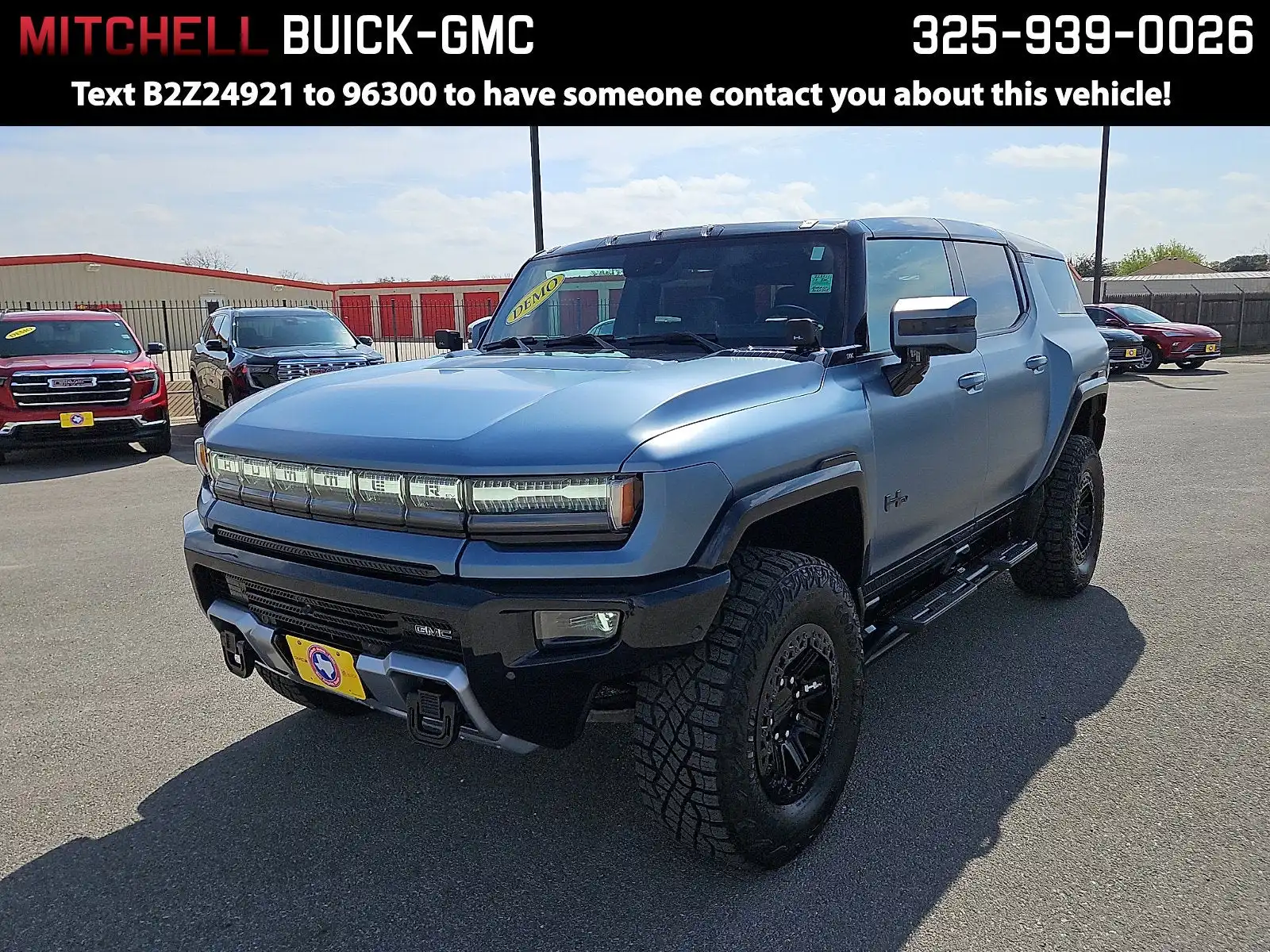 2024 GMC Hummer EV 3X SUV's photo