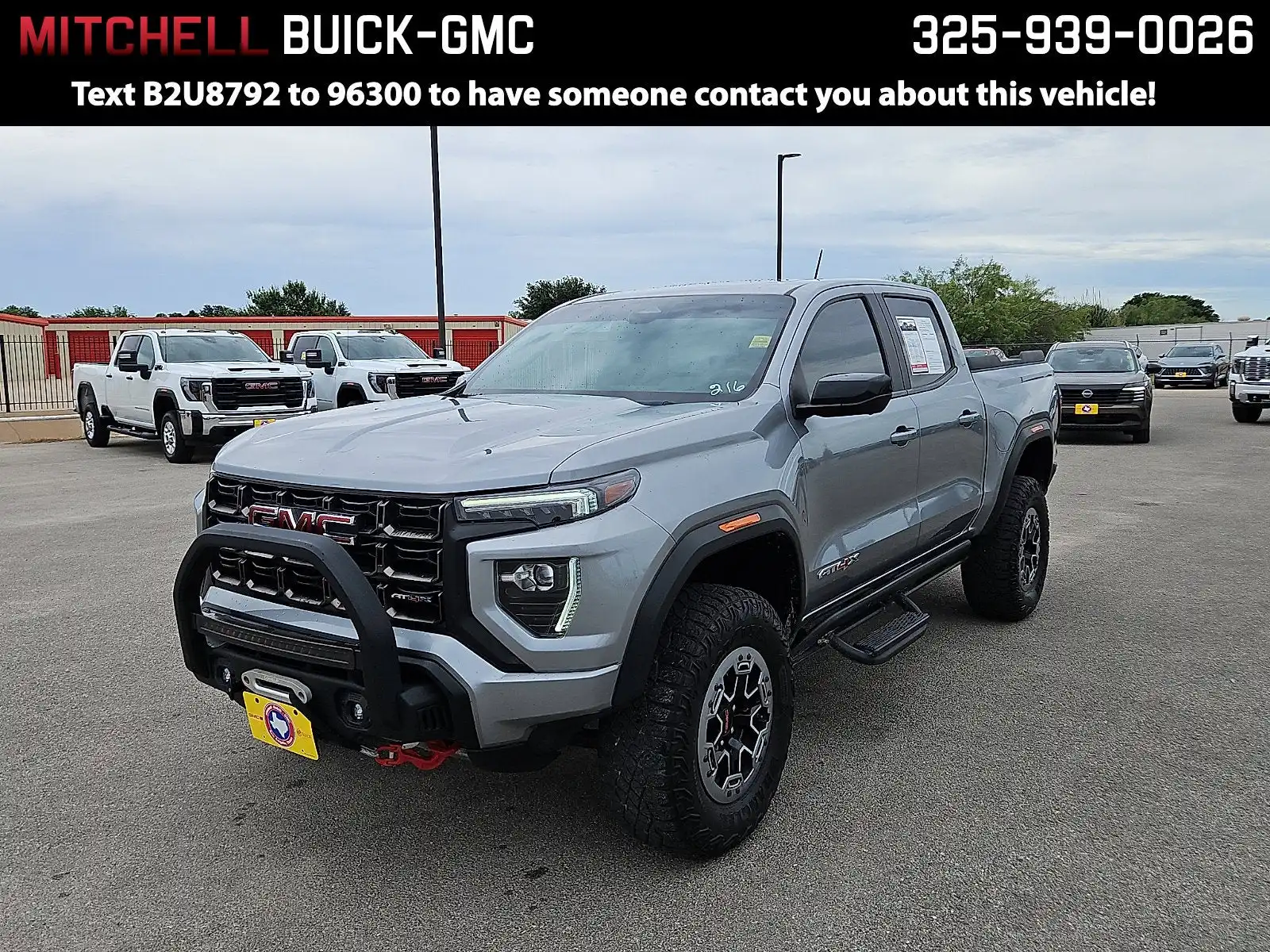2023 GMC Canyon 4WD AT4X Crew Cab Short Box's photo