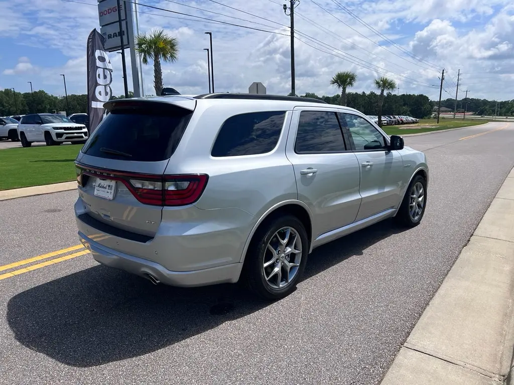 2026 Dodge Durango GT HEMI Plus V8 AWD photo 3