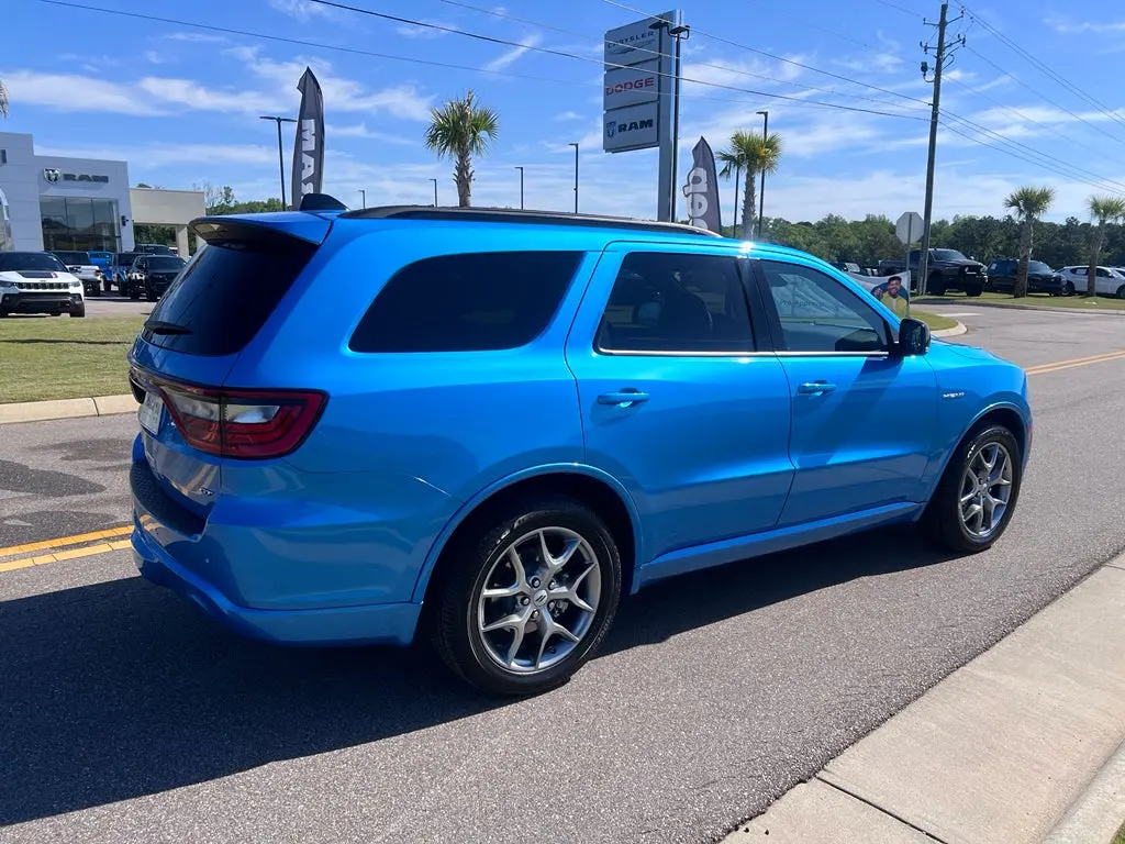 2026 Dodge Durango GT HEMI Plus V8 AWD photo 4