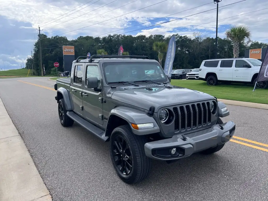 2023 Jeep Gladiator High Altitude's photo
