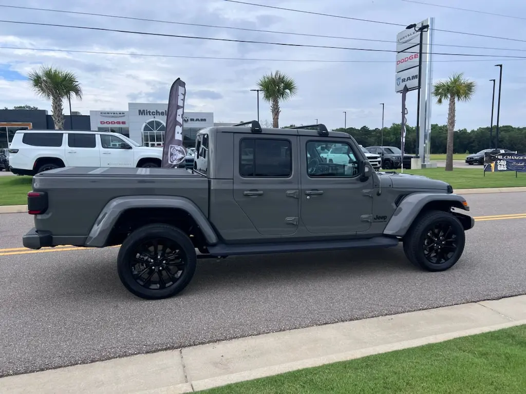 2023 Jeep Gladiator High Altitude photo 4