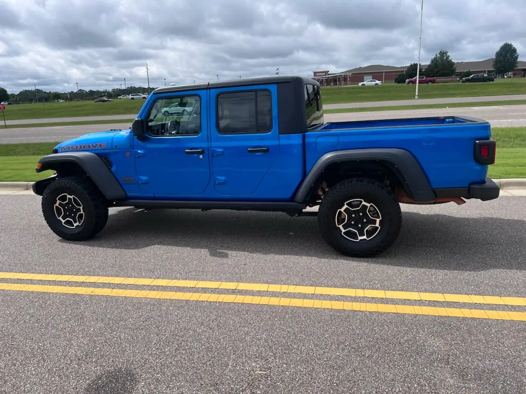 2023 Jeep Gladiator Mojave photo 5
