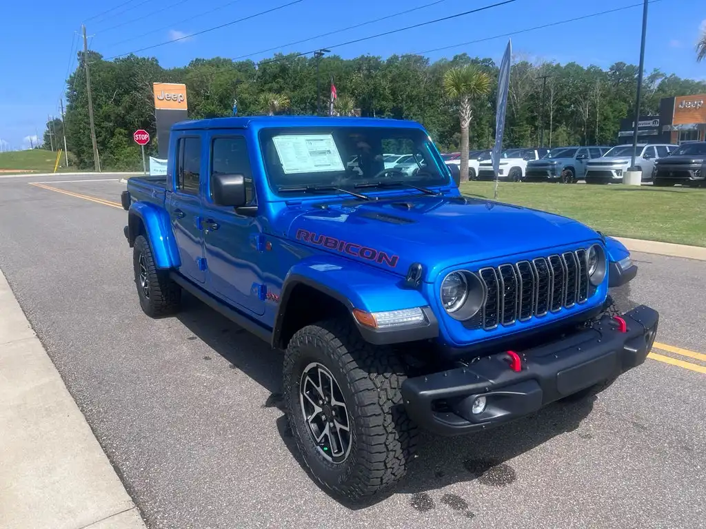 2026 Jeep Gladiator Rubicon X Auto's photo