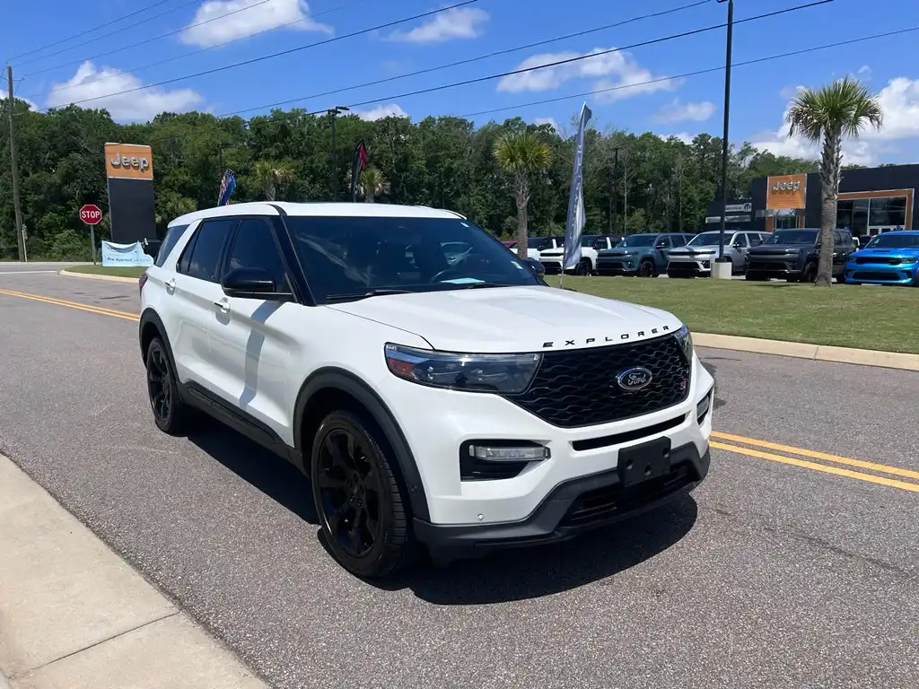 2021 Ford Explorer ST 4WD's photo