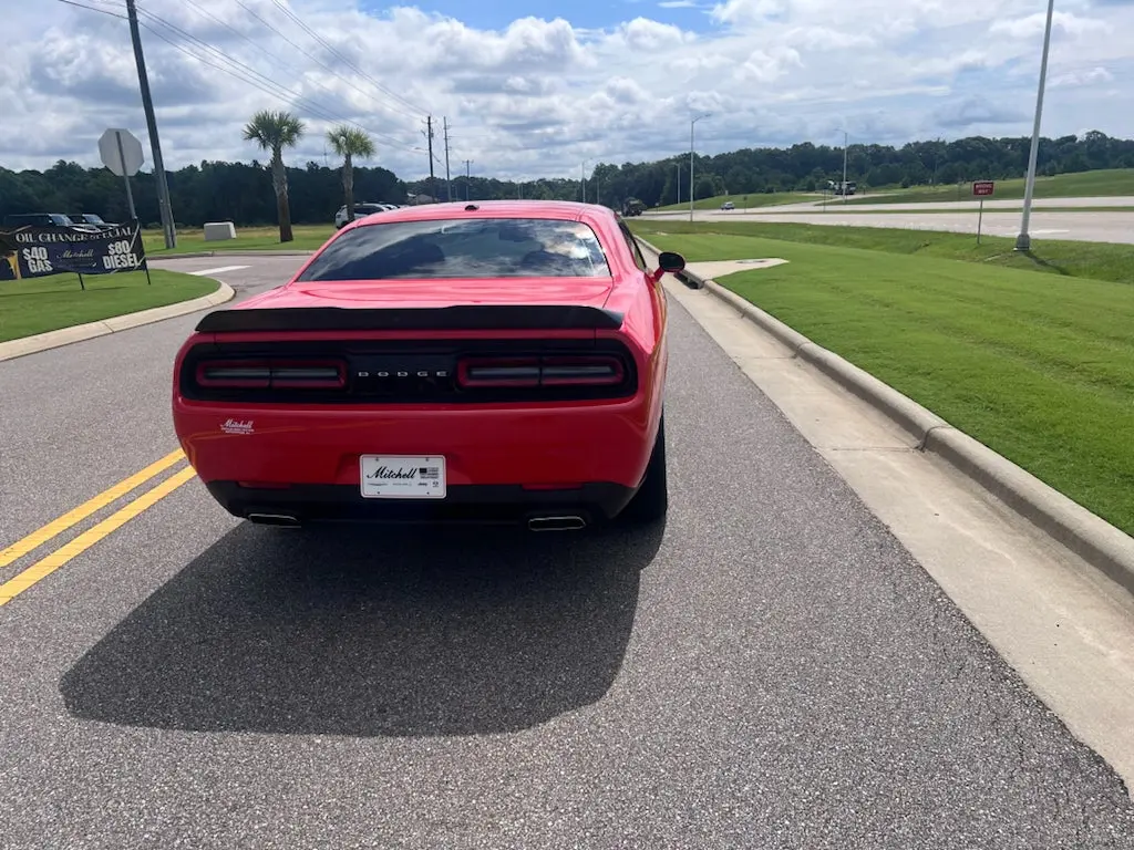2023 Dodge Challenger SXT Auto photo 5