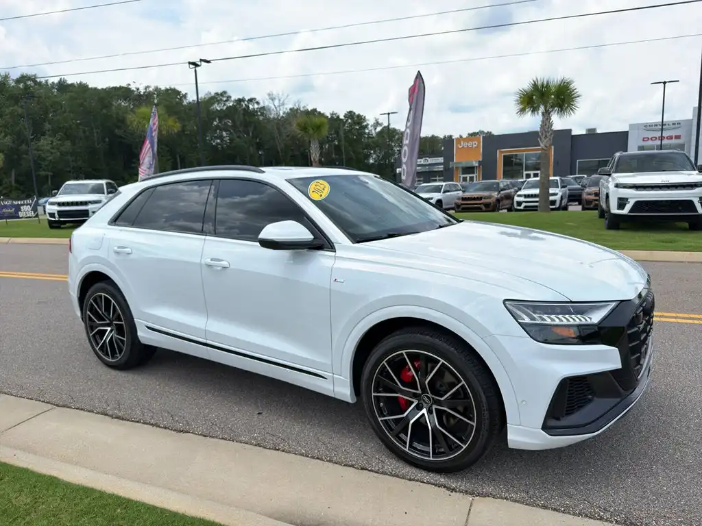 2023 Audi Q8 55 Premium Plus Tiptonic quattro's photo