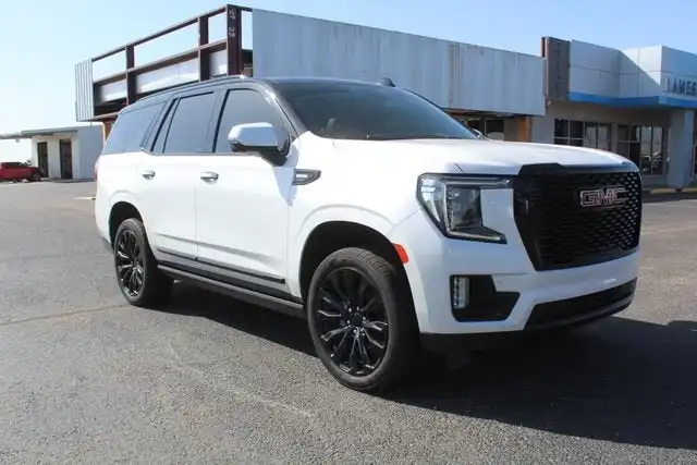 2021 GMC Yukon Denali's photo