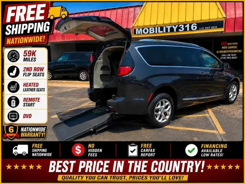2019 Chrysler Pacifica Touring L Plus's photo