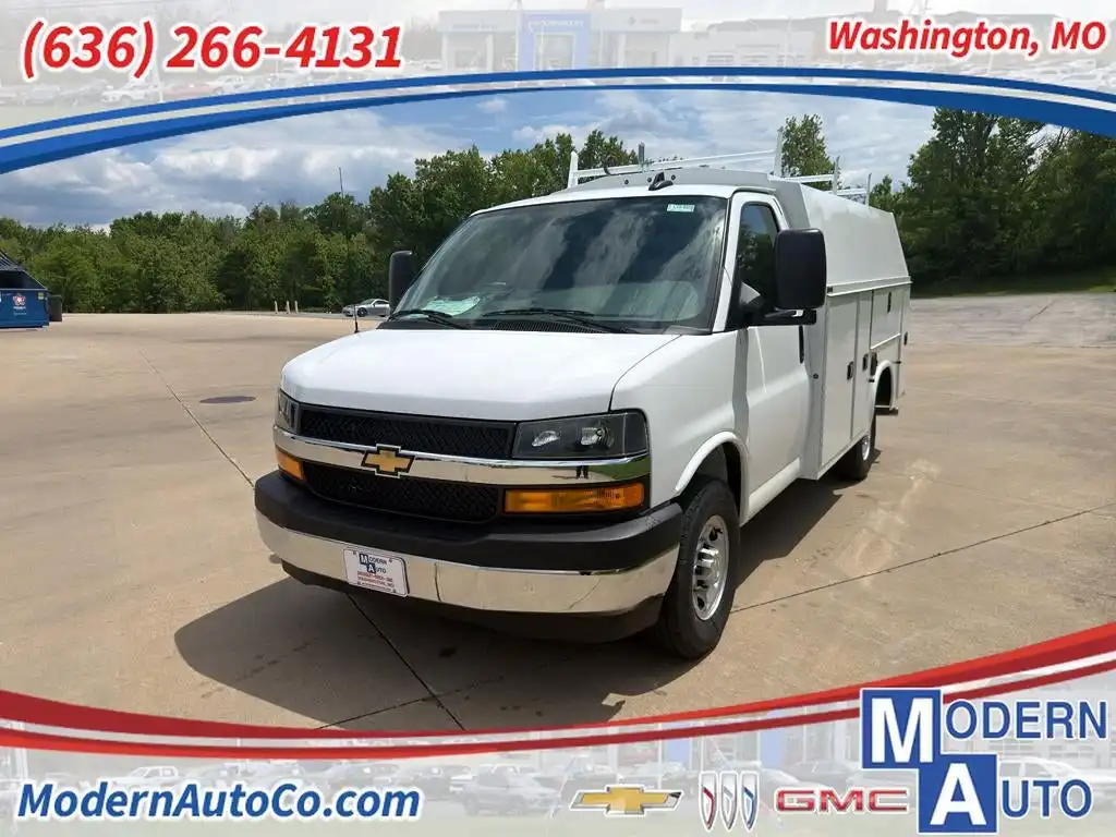 2026 Chevrolet Express 3500 139" WB's photo