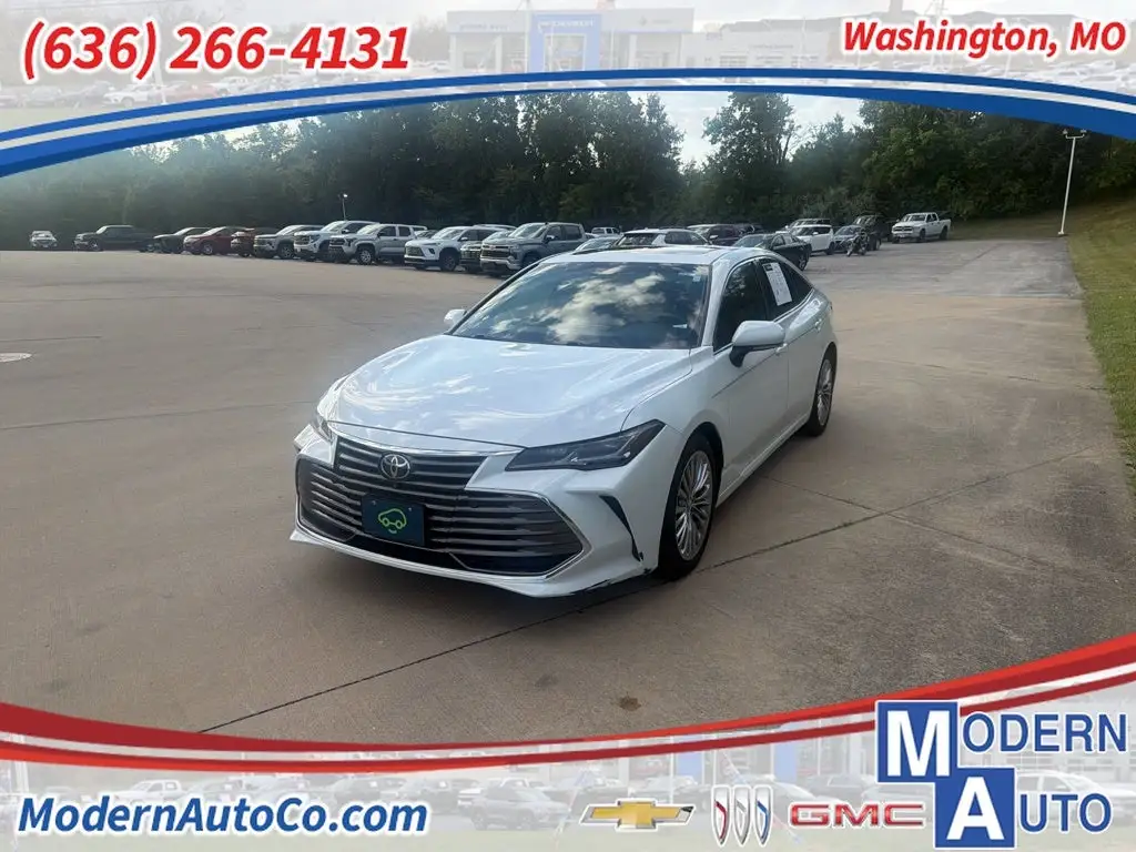 2019 Toyota Avalon Limited photo 1