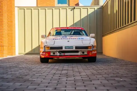 1986 Porsche 944's photo