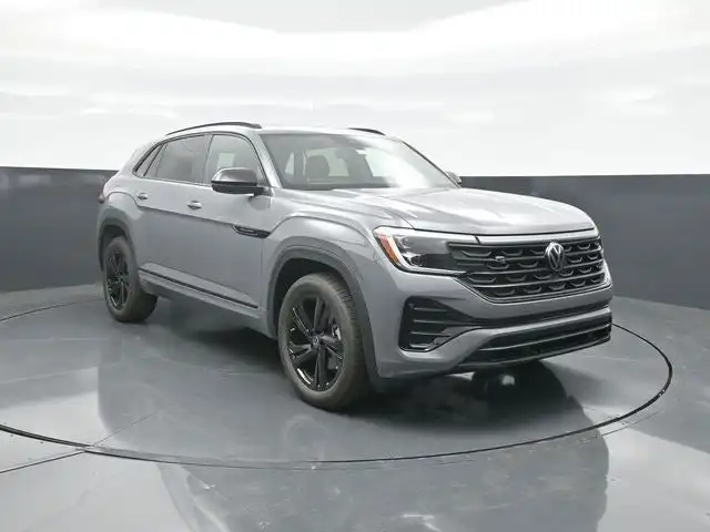 2026 Volkswagen Atlas Cross Sport 2.0T SEL R-Line 4Motion's photo