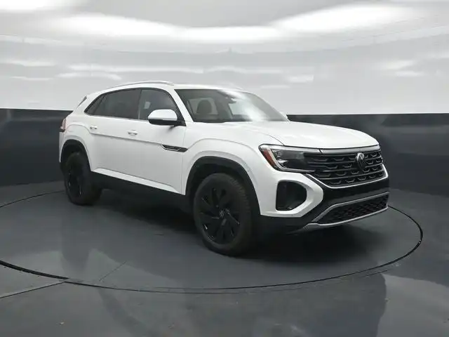 2026 Volkswagen Atlas Cross Sport 2.0T SE with Tech 4Motion's photo