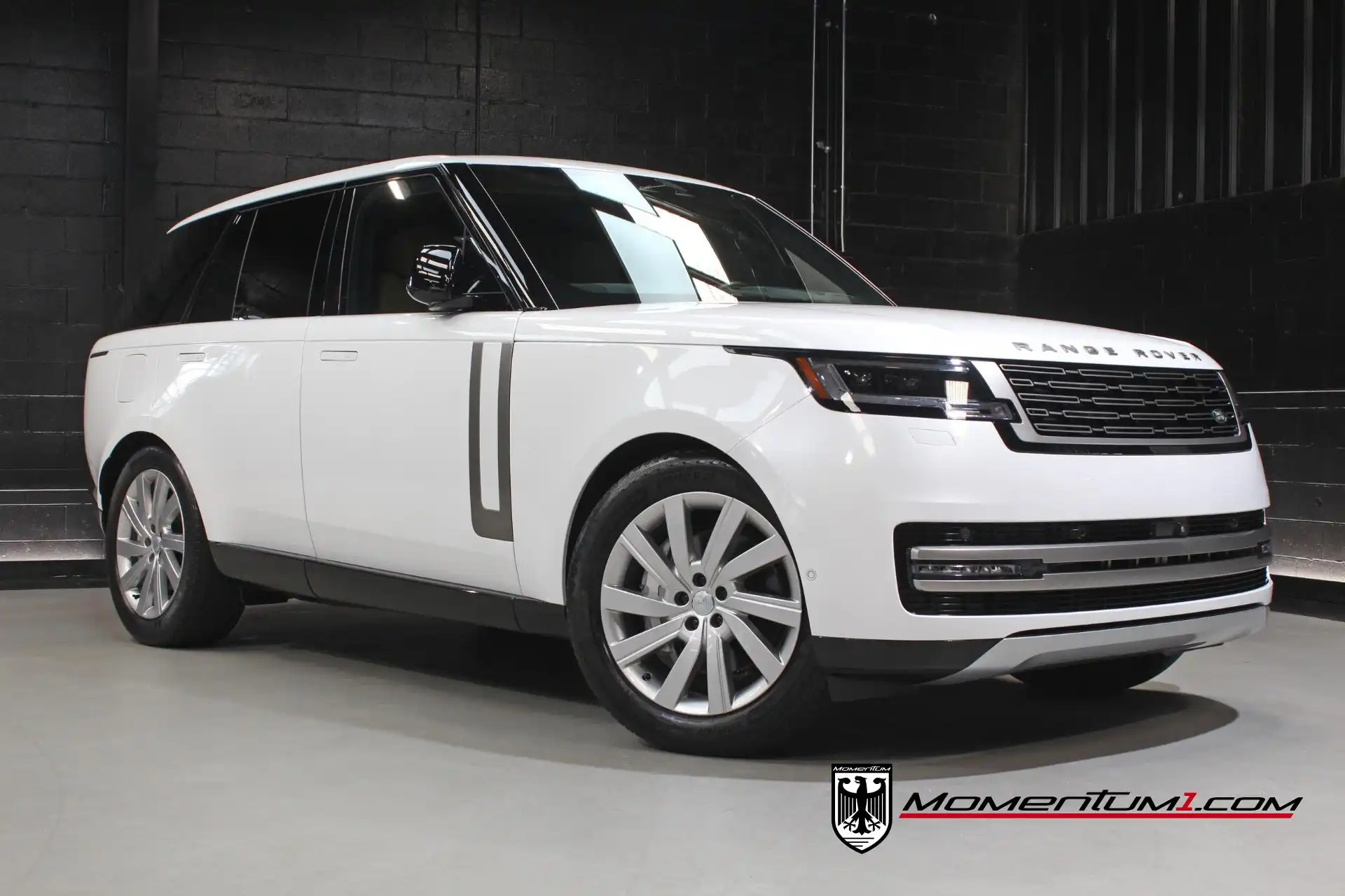 2024 Land Rover Range Rover 3.0 SE SWB's photo