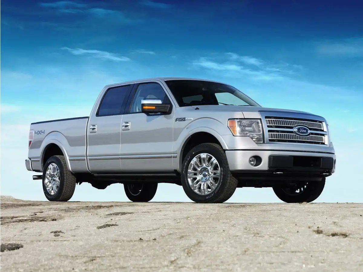 2009 Ford F-150 STX SuperCab 133-in Styleside's photo