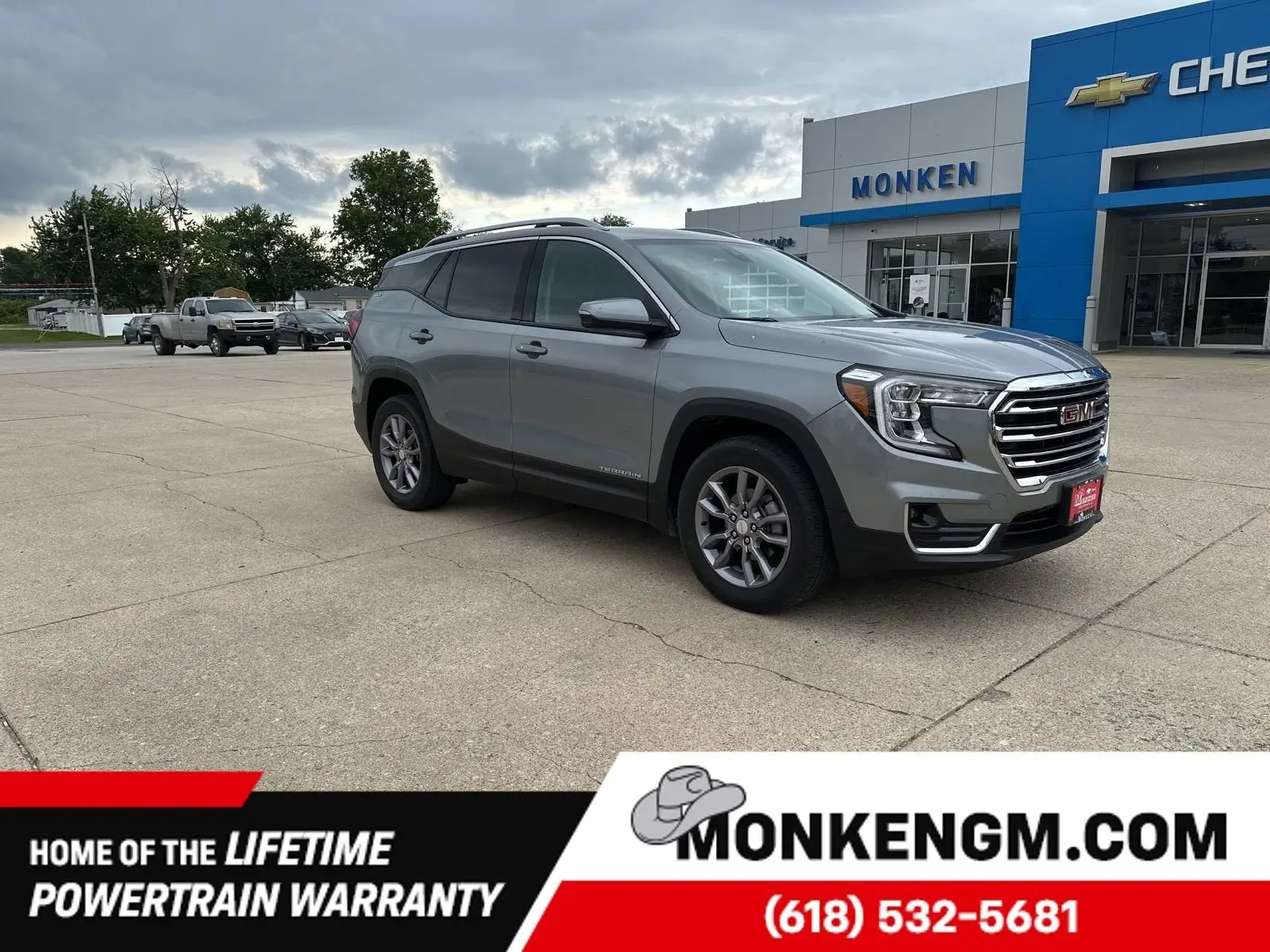 2023 GMC Terrain SLT AWD photo 1