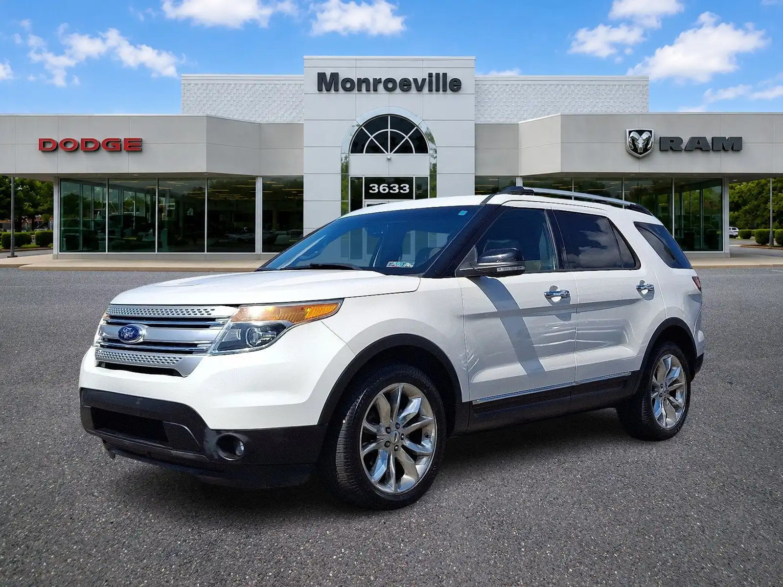 2015 Ford Explorer XLT 4x4's photo