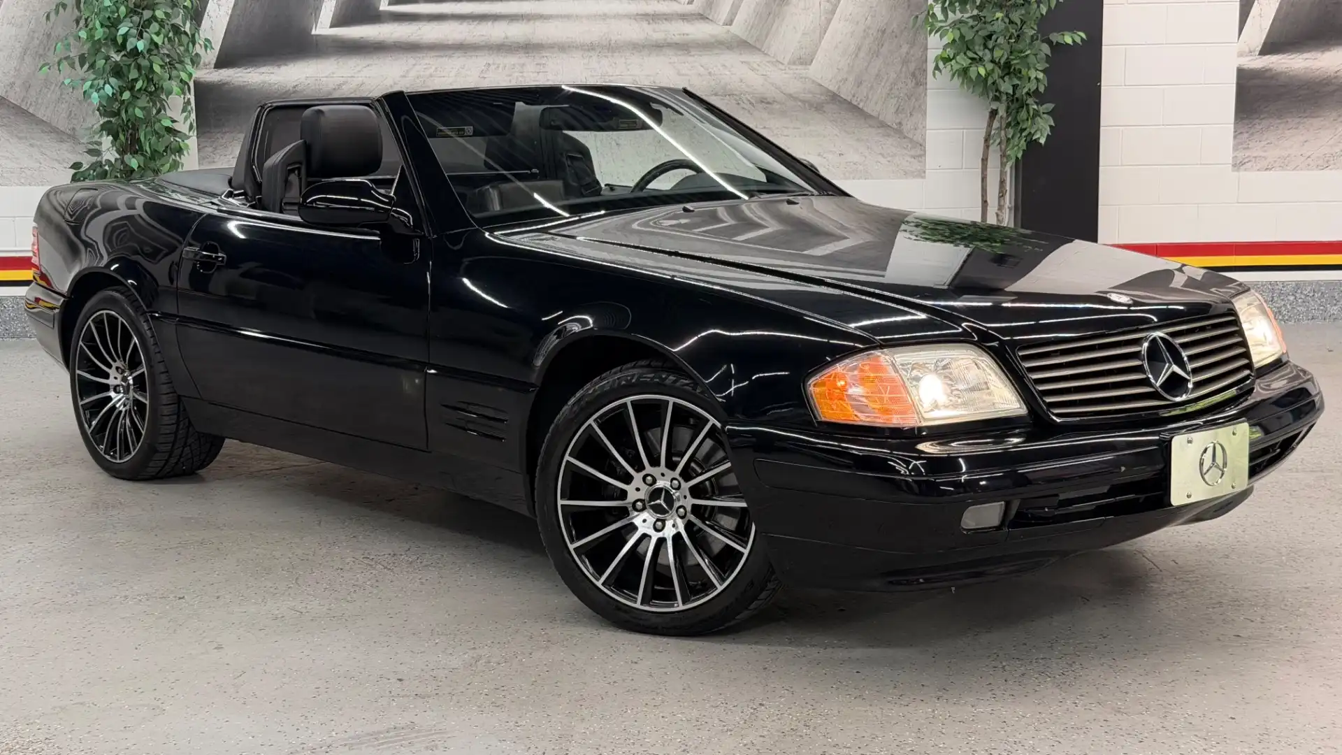 2000 Mercedes-Benz SL SL500's photo