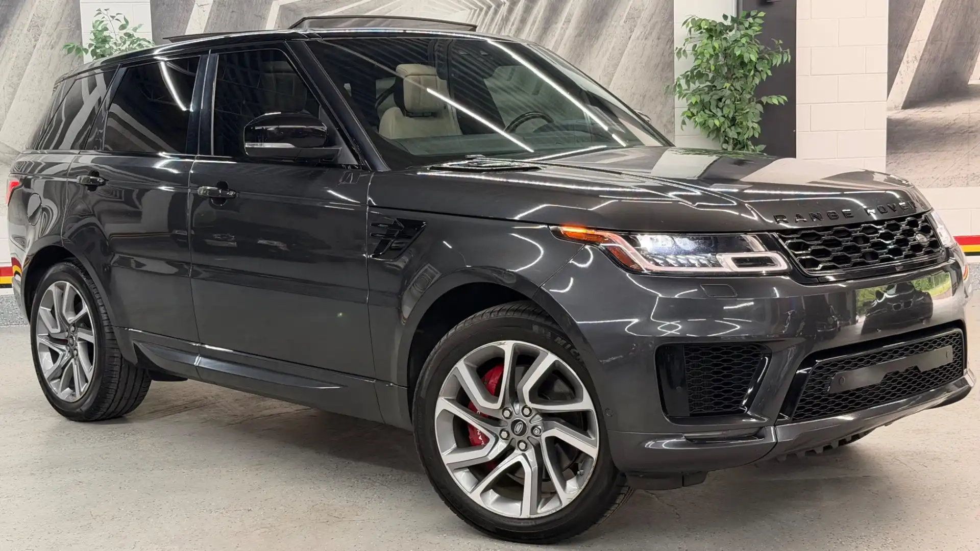 2018 Land Rover Range Rover Sport HSE Dynamic 3.0's photo