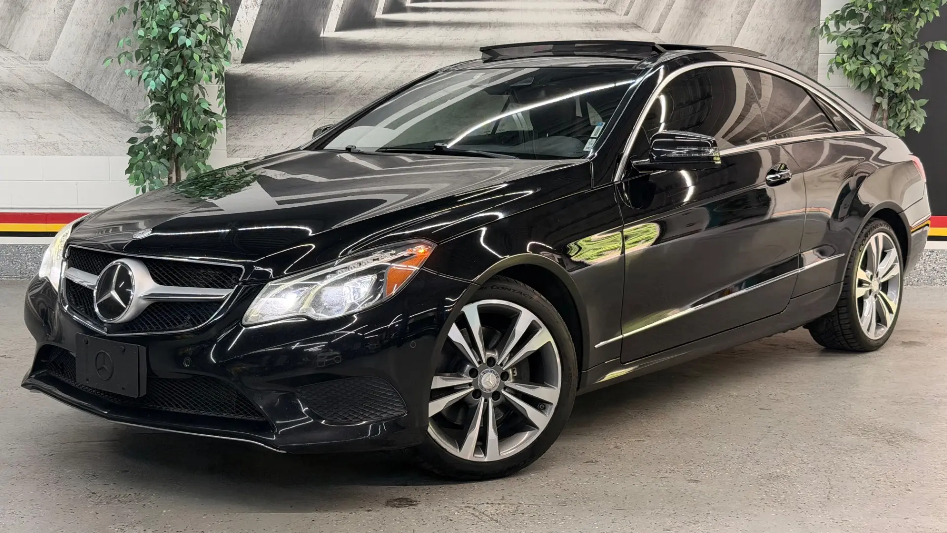 2017 Mercedes-Benz E-Class E400 4MATIC photo 3
