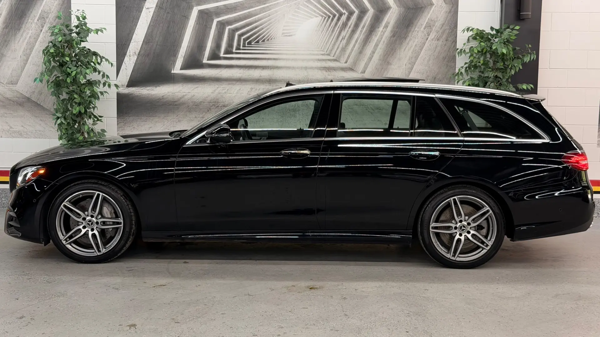 2020 Mercedes-Benz E-Class E450 4MATIC photo 5