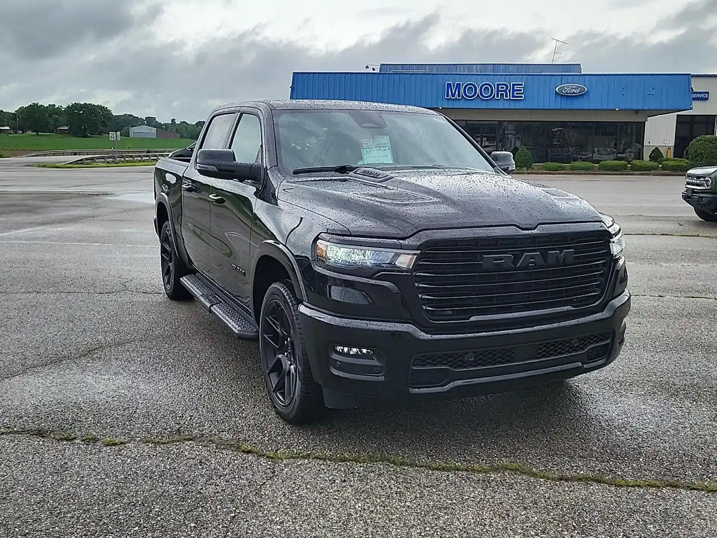 2026 RAM 1500 Laramie 4x4 Crew Cab 5'7's photo