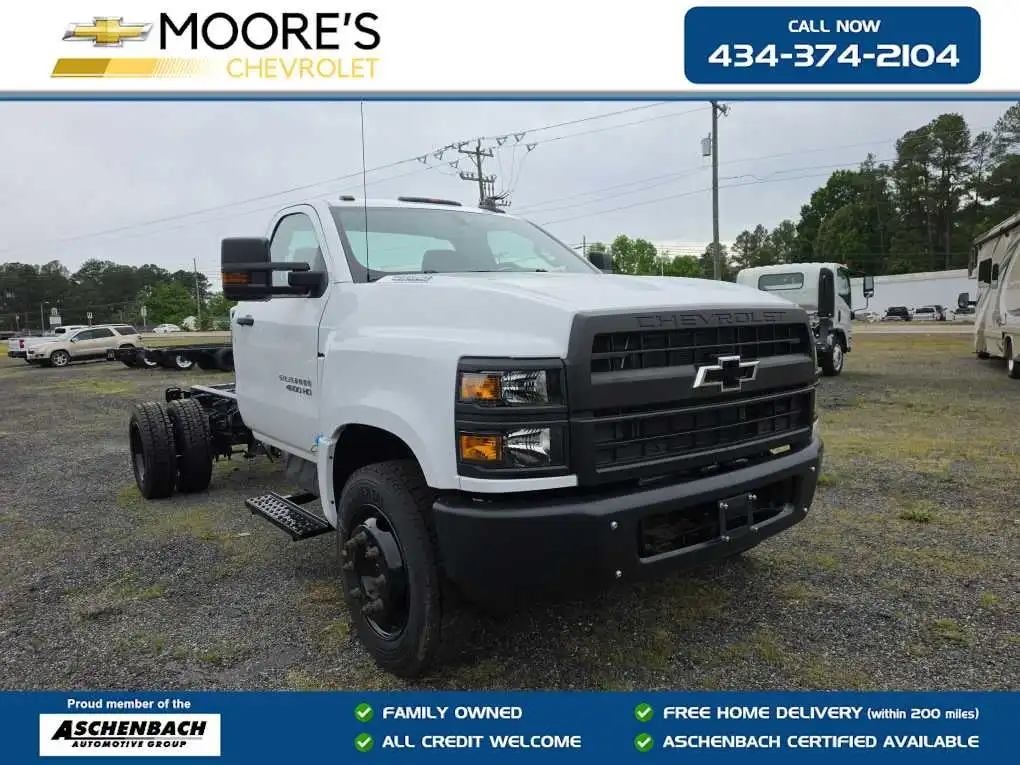 2023 Chevrolet Silverado HD Work Regular Cab 141" WB's photo