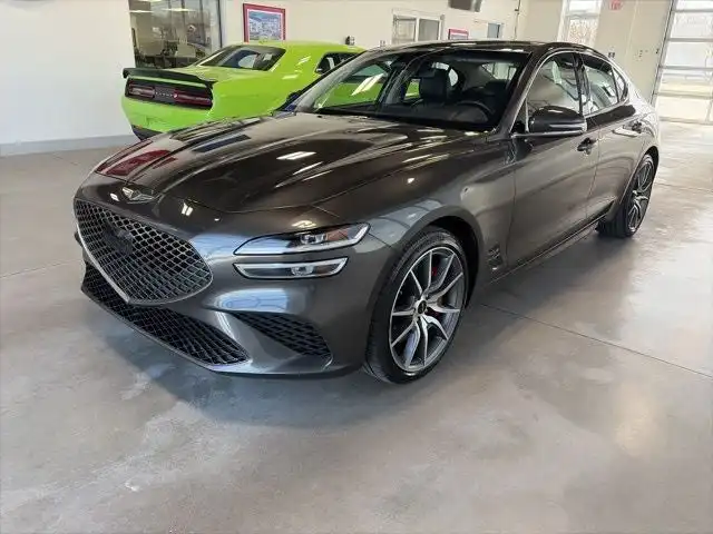 2025 Genesis G70 2.5T Standard's photo
