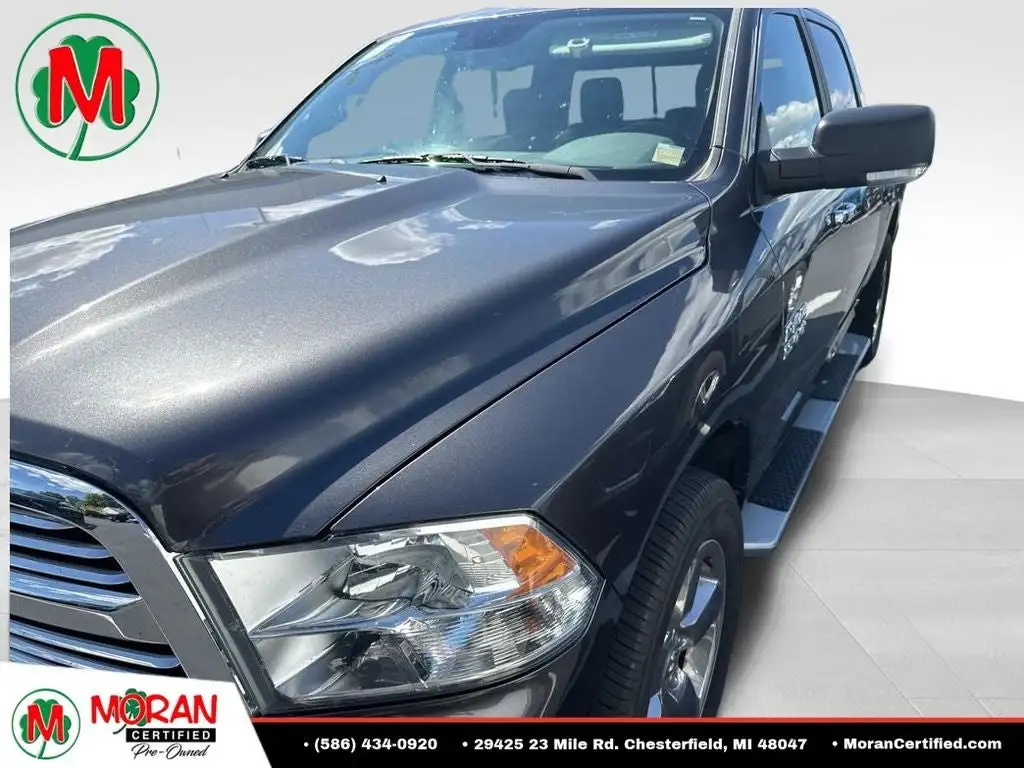 2018 RAM 1500 Big Horn 4x4 Crew Cab 5'7's photo