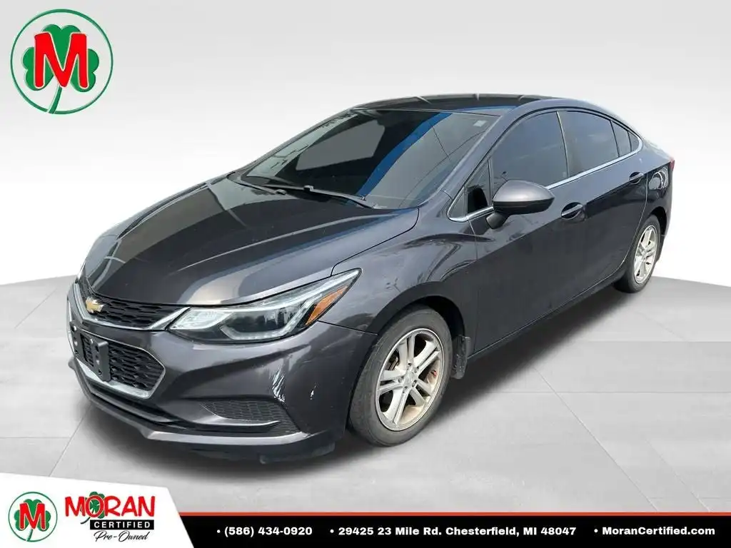 2017 Chevrolet Cruze LT Auto's photo