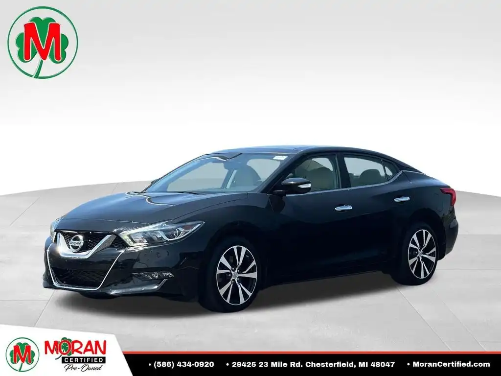 2017 Nissan Maxima Platinum's photo