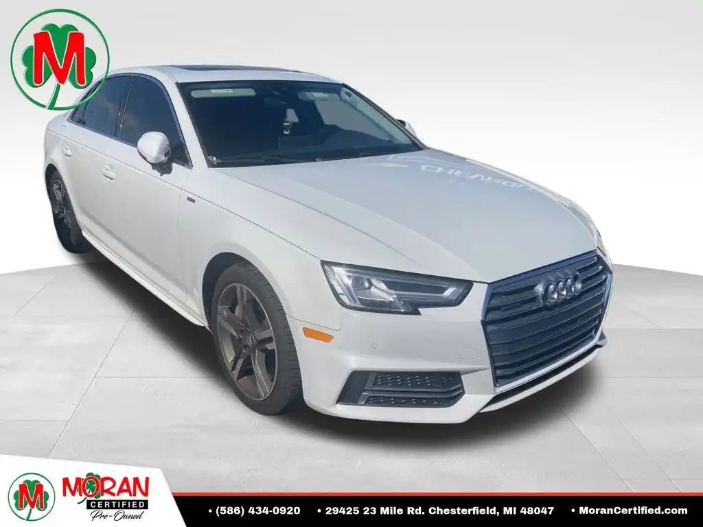 2017 Audi A4 2.0T quattro S tronic Premium Plus's photo