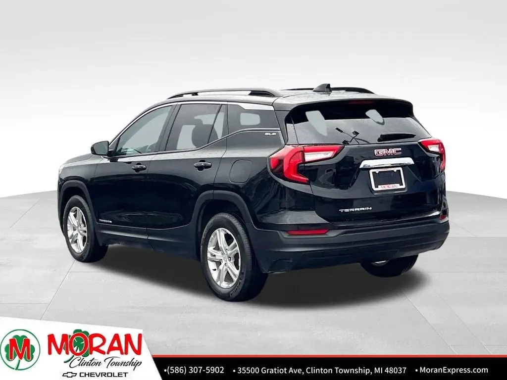 2023 GMC Terrain SLE FWD photo 4