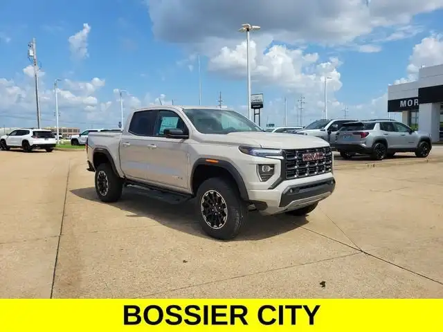 2026 GMC Canyon 4WD AT4 Crew Cab Short Box's photo