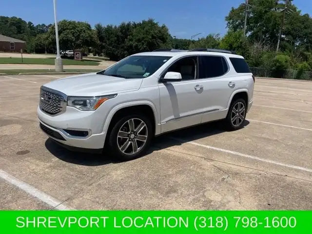 2018 GMC Acadia Denali FWD's photo