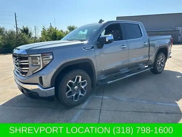 2024 GMC Sierra 4WD Crew Cab Short Box SLT's photo