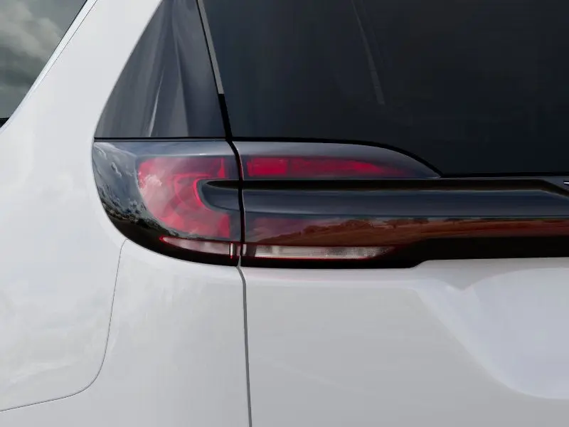 2027 Chrysler Pacifica Select photo 5