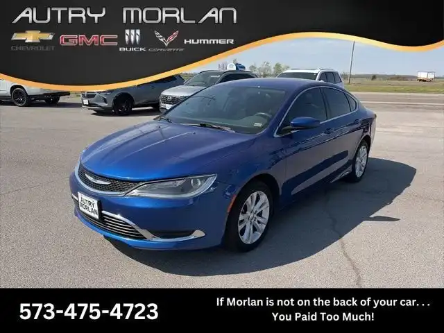 2016 Chrysler 200 Limited's photo