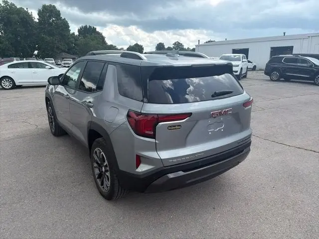 2025 GMC Terrain Elevation AWD photo 4