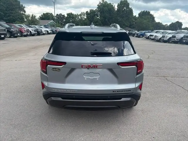 2025 GMC Terrain Elevation AWD photo 5