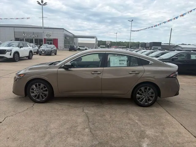 2026 Nissan Sentra SL CVT photo 3