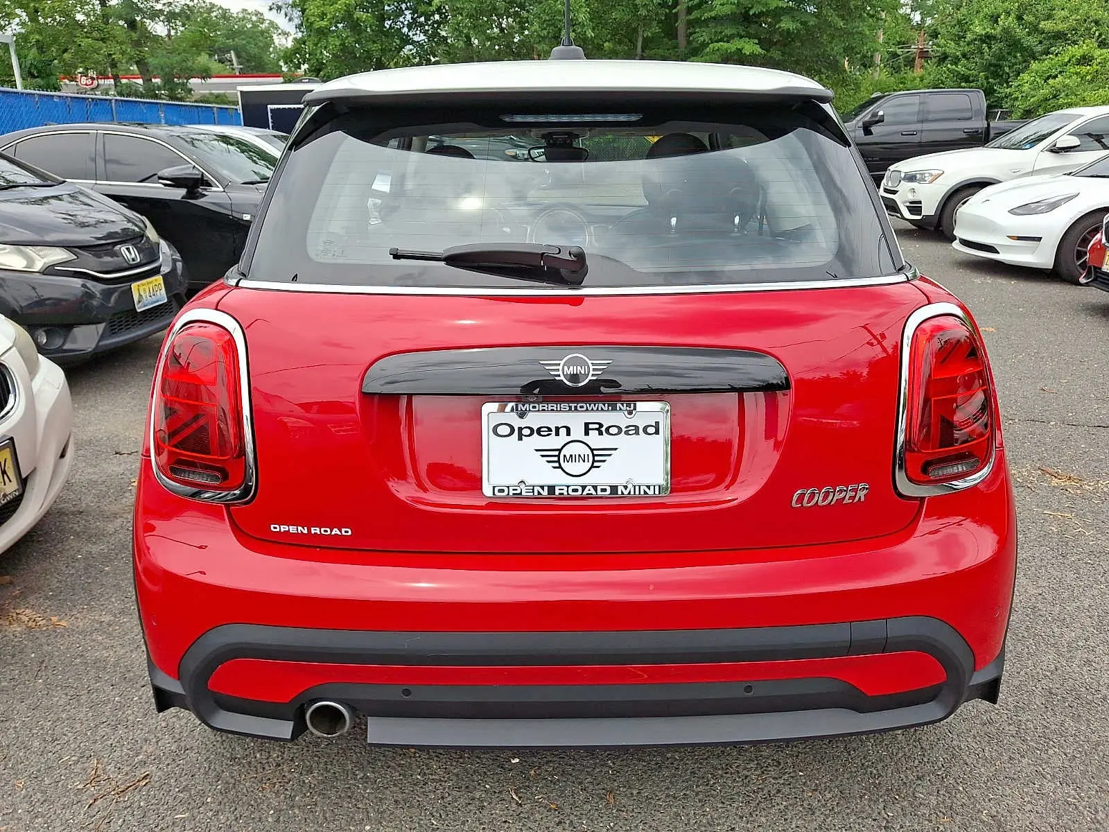 2024 MINI Hardtop Cooper photo 5