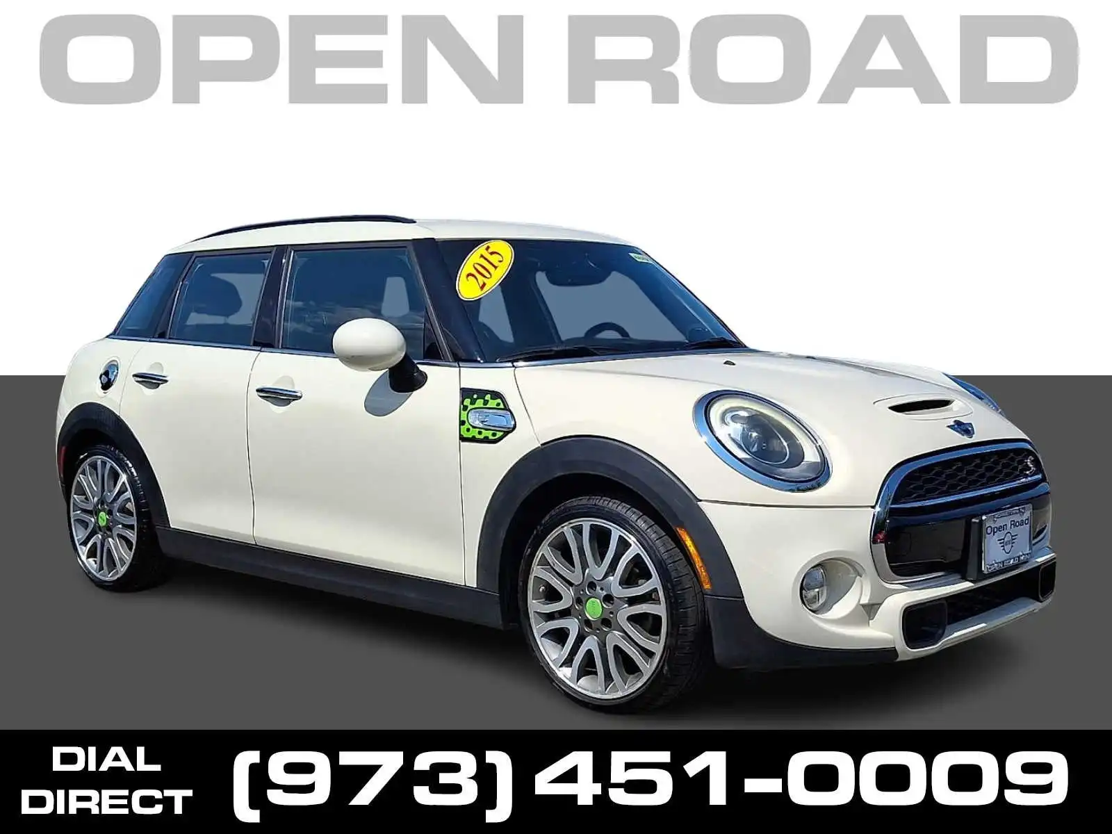 2015 MINI Cooper S 4 Door's photo