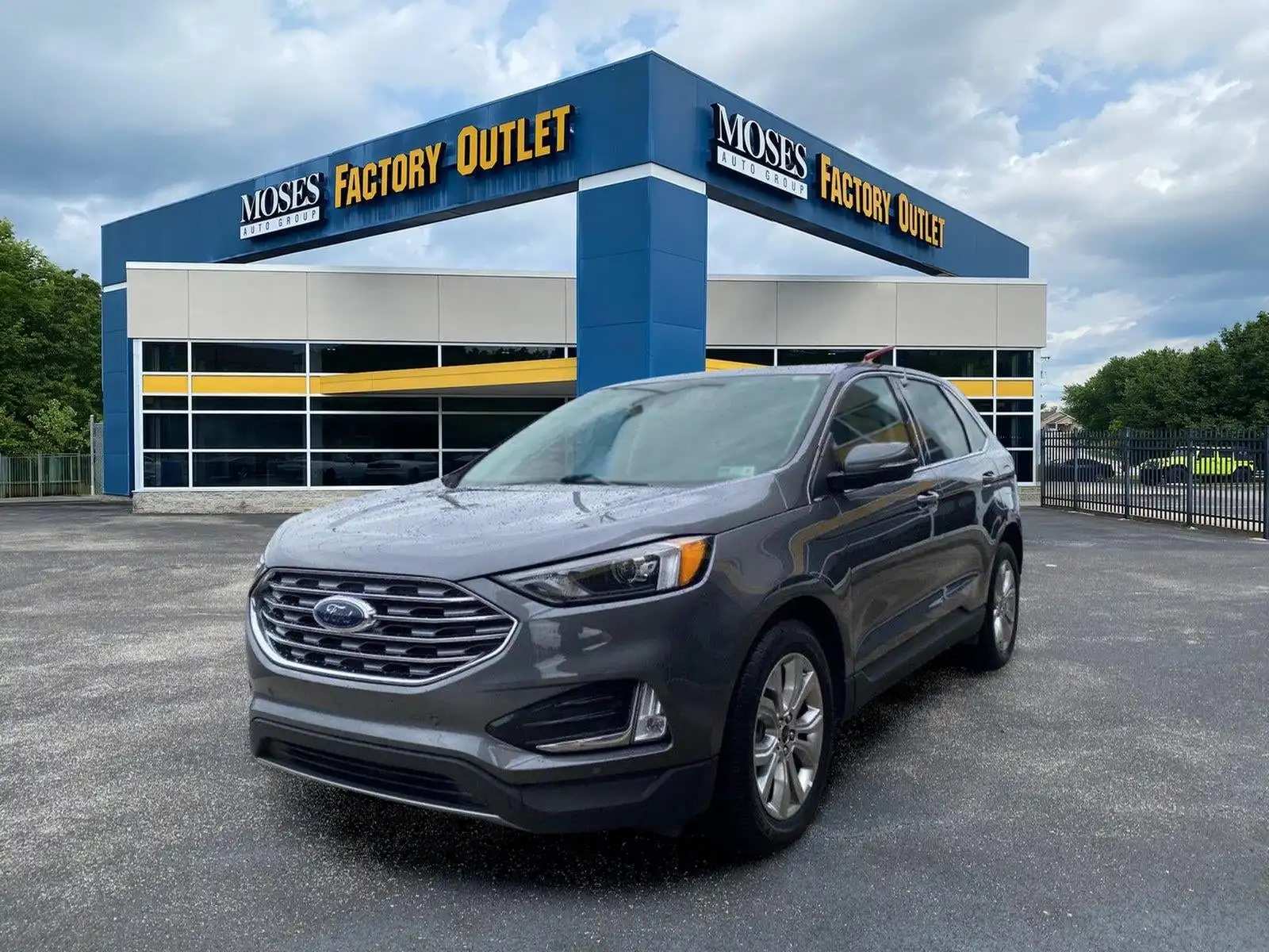 2024 Ford Edge Titanium AWD's photo
