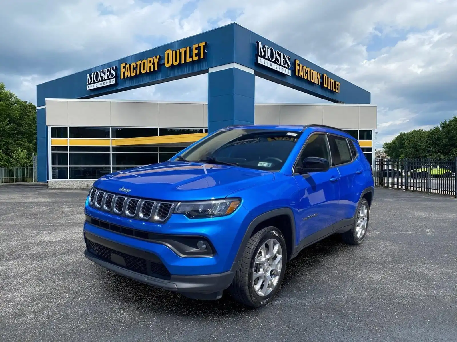 2024 Jeep Compass Latitude Lux 4WD's photo