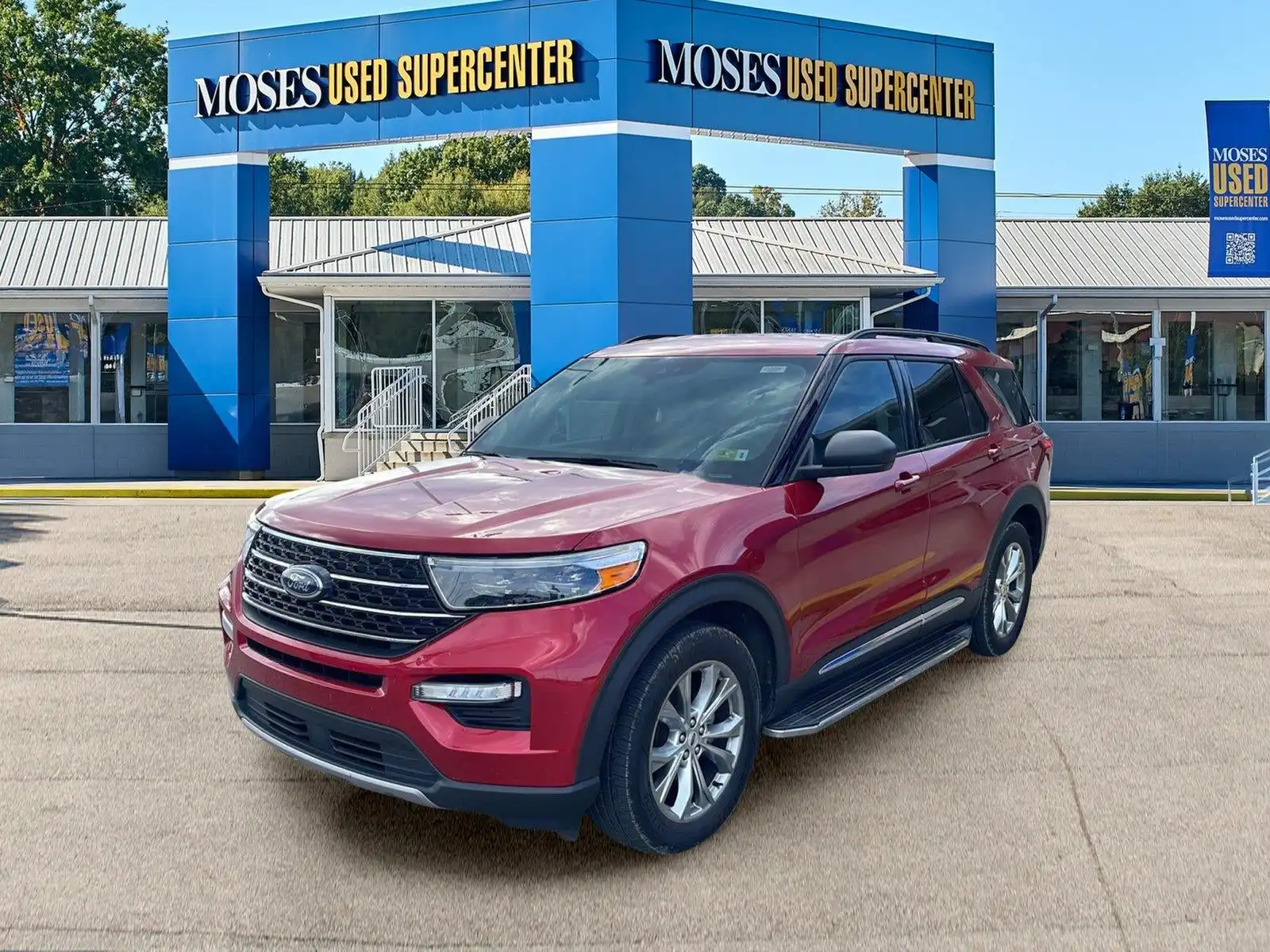 2021 Ford Explorer XLT 4WD's photo