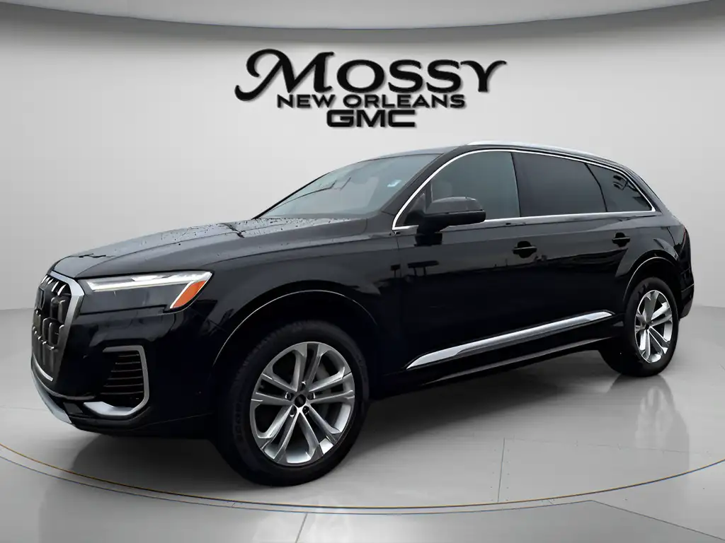 2025 Audi Q7 55 Premium Plus quattro Tiptronic's photo