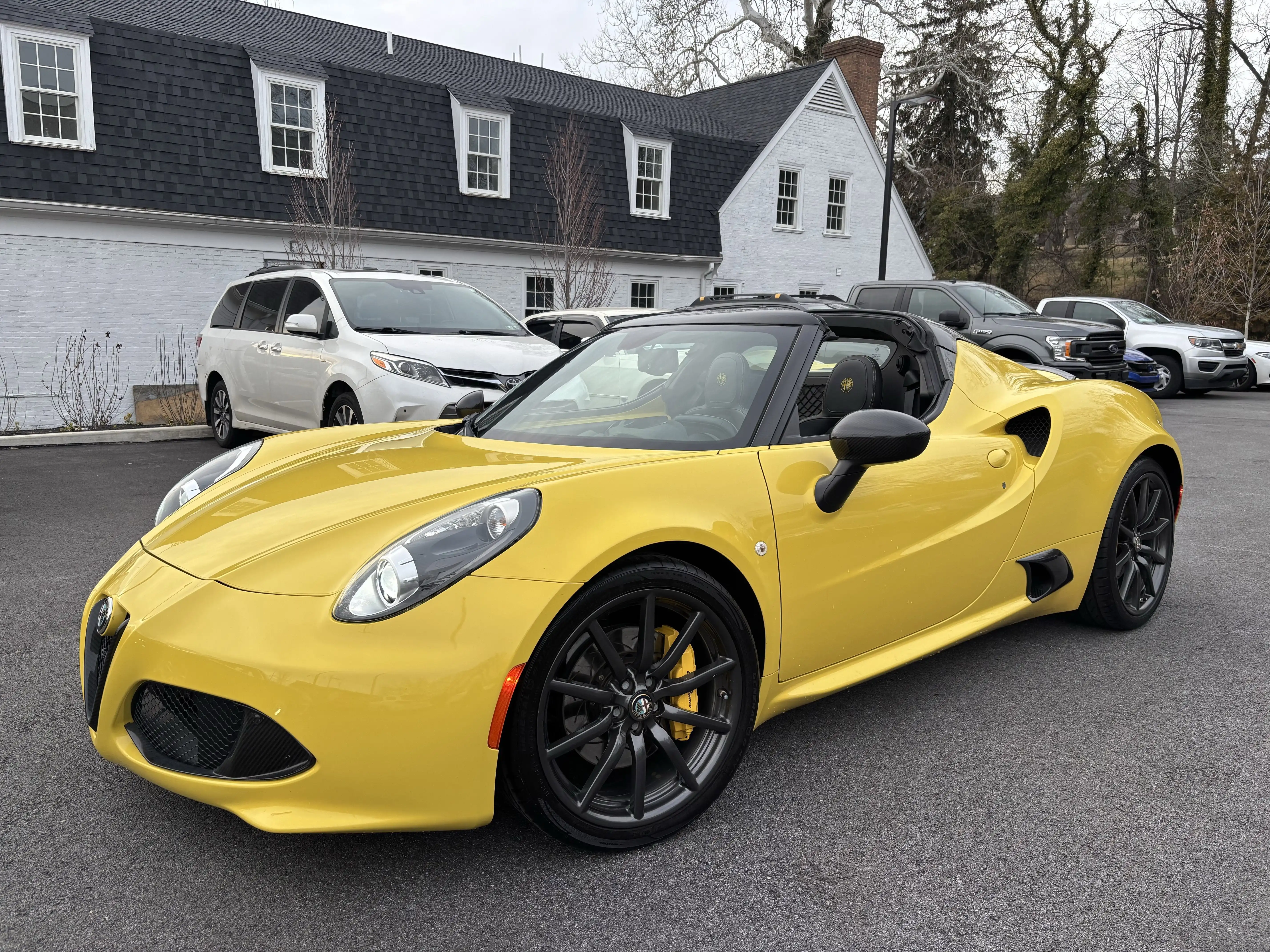 2016 Alfa Romeo 4C Spider's photo