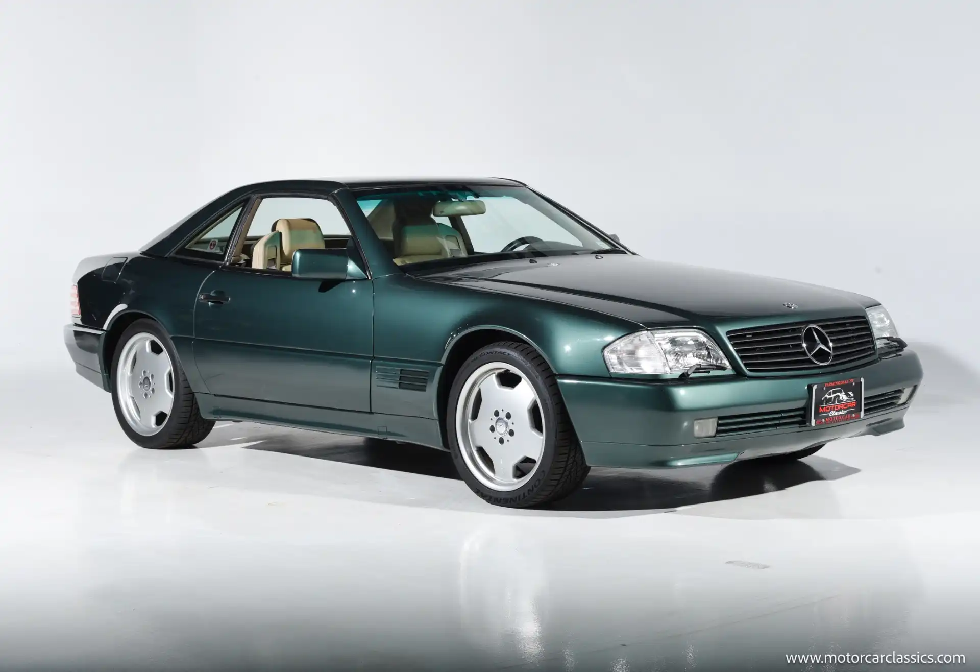 1994 Mercedes-Benz SL's photo